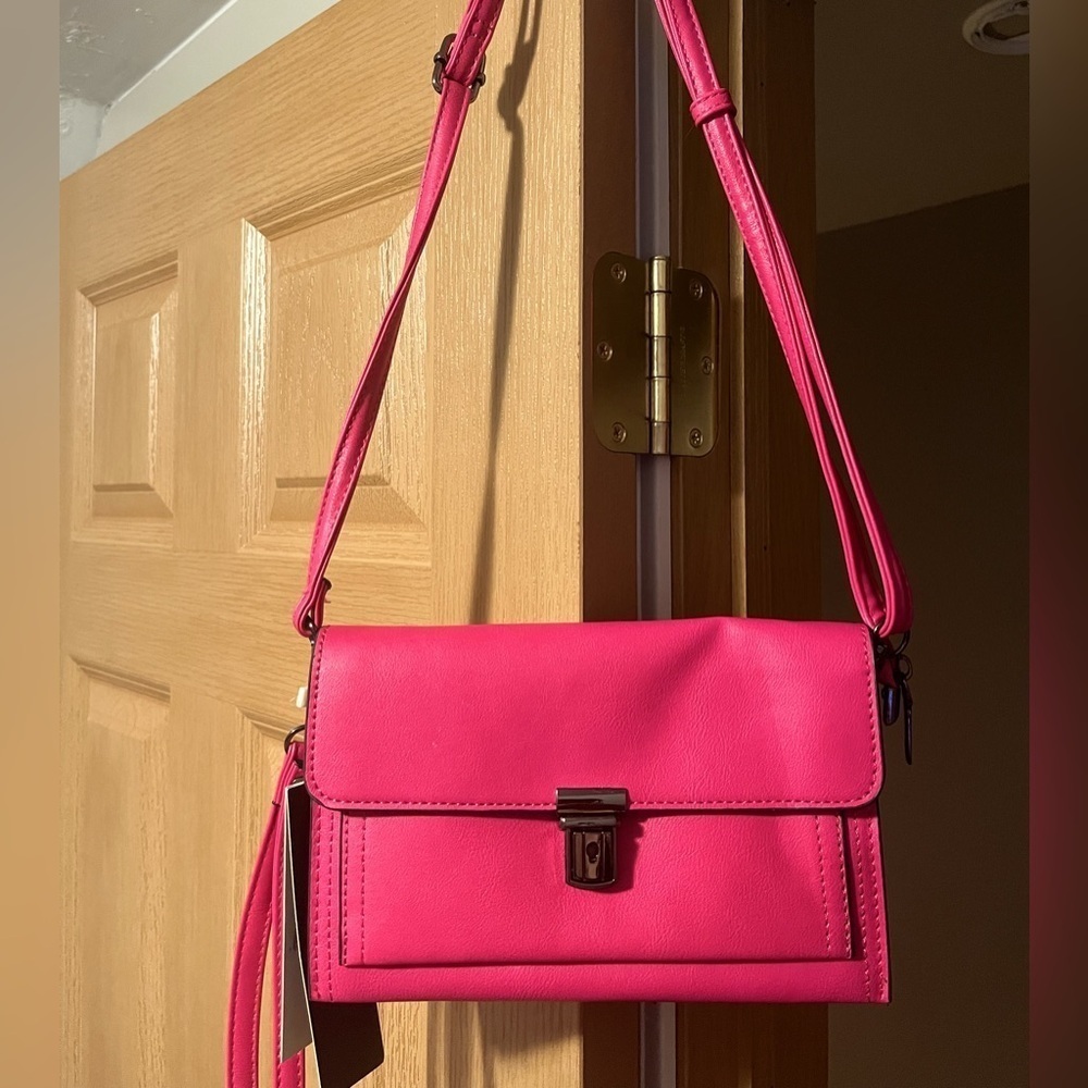 Crossbody Clutch Bag Push Lock Removable Strap Multi-pocket Wallet NWT